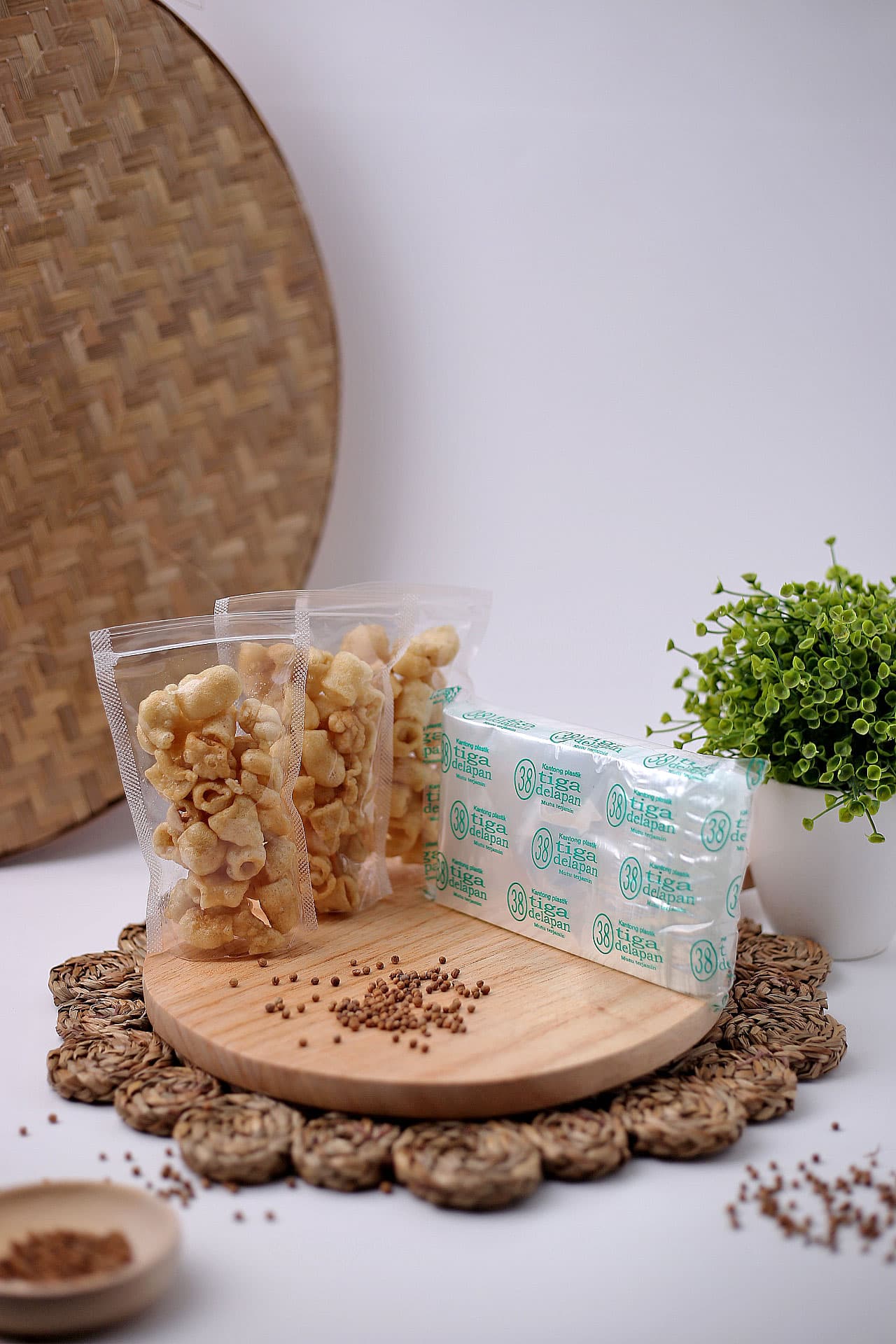 Retail packaging products